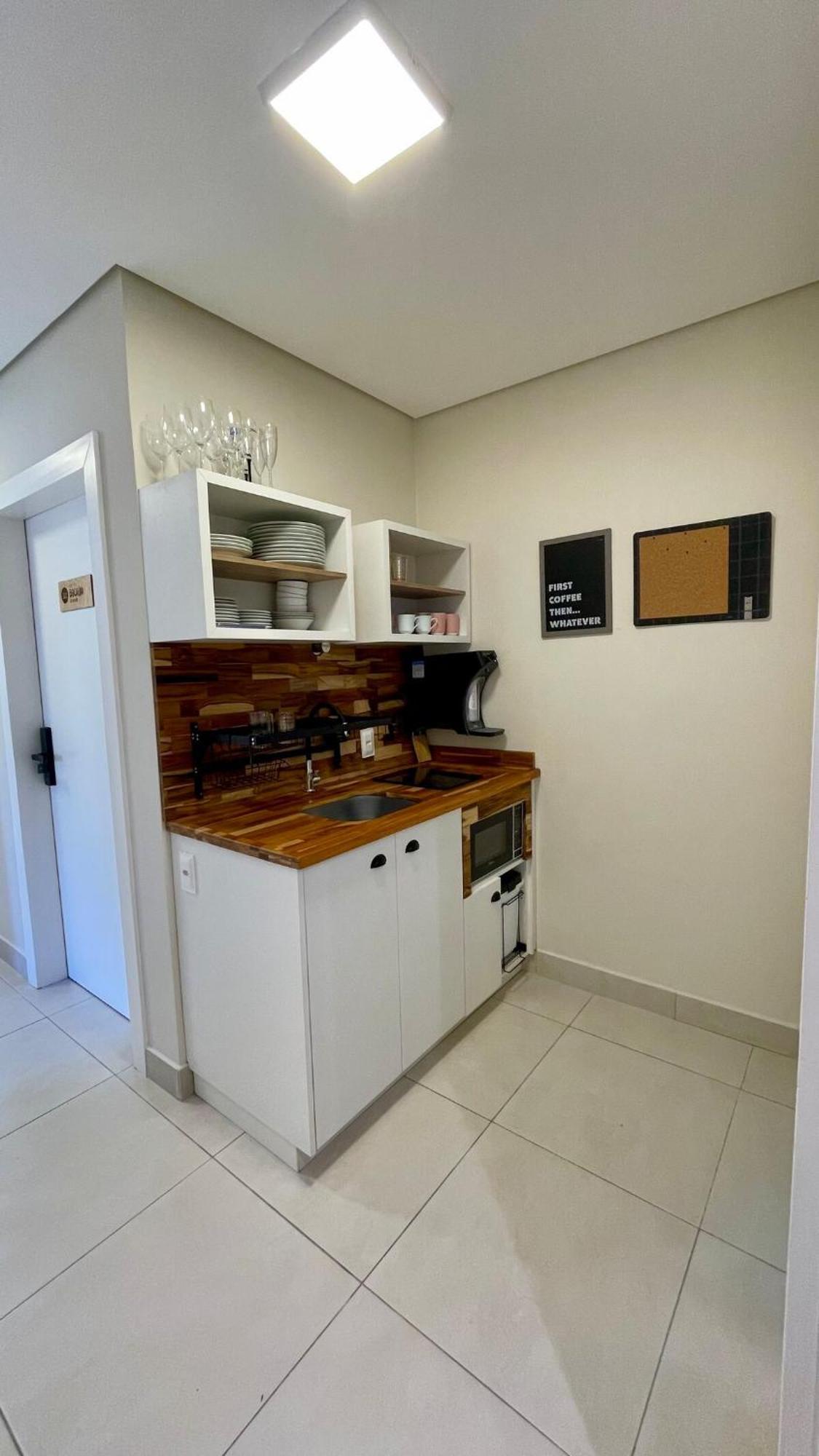 No Centro 3 - Apto Moderno Com Cozinha Compartilhada *